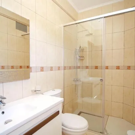 מלון Grand By Greccia Dhermi Prime הימארה