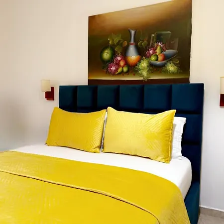 Grand By Greccia Dhermi Prime מלון